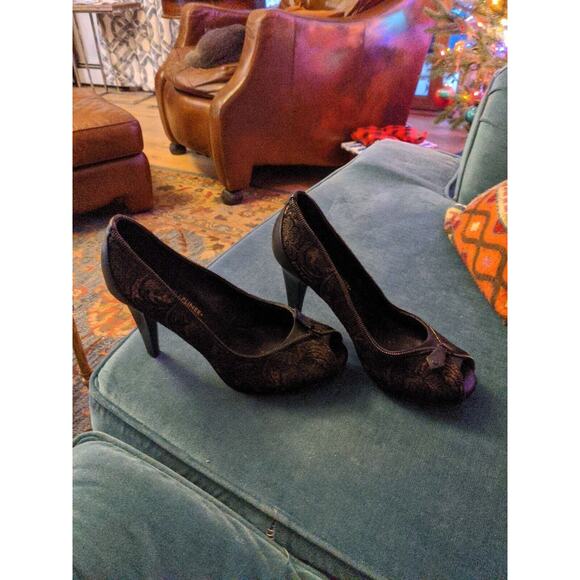 Dressy Donald‎ Pliner Italian Zipper-Edged Black On Gold Heels Size 7.5 Open Toe - Picture 1 of 6